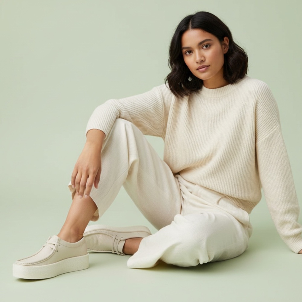 RARE - NWT Clarks Wallabee Cup White Nubuck WOMEN'S US 9 -Chunky Crepe